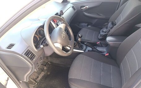 Toyota Corolla, 2012 год, 980 000 рублей, 9 фотография