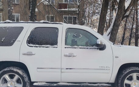 Chevrolet Tahoe III, 2012 год, 2 108 500 рублей, 2 фотография