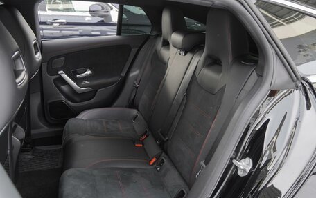 Mercedes-Benz CLA, 2019 год, 2 750 000 рублей, 9 фотография