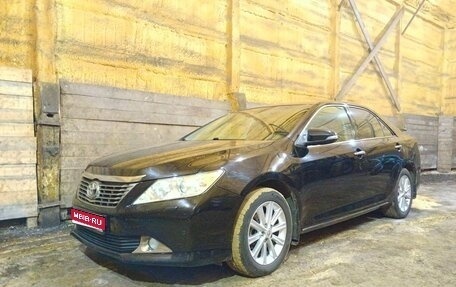 Toyota Camry, 2014 год, 2 100 000 рублей, 1 фотография