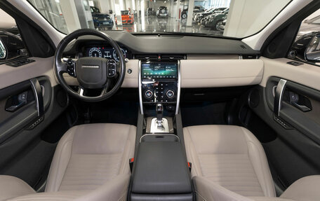 Land Rover Discovery Sport I рестайлинг, 2019 год, 3 540 000 рублей, 8 фотография