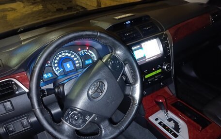 Toyota Camry, 2014 год, 2 100 000 рублей, 7 фотография