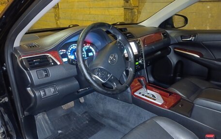 Toyota Camry, 2014 год, 2 100 000 рублей, 8 фотография