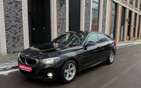 BMW 3 серия, 2018 год, 2 850 000 рублей, 14 фотография