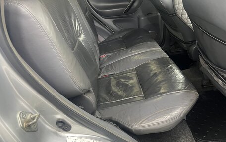 Toyota RAV4, 2002 год, 700 000 рублей, 16 фотография