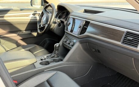 Volkswagen Teramont I, 2018 год, 3 180 000 рублей, 14 фотография