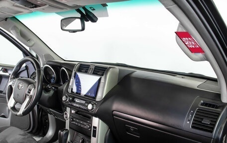 Toyota Land Cruiser Prado 150 рестайлинг 2, 2012 год, 2 495 000 рублей, 9 фотография