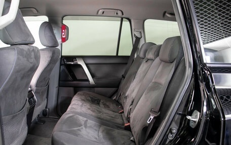 Toyota Land Cruiser Prado 150 рестайлинг 2, 2012 год, 2 495 000 рублей, 10 фотография