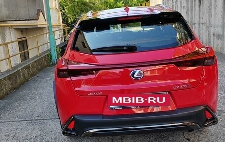 Lexus UX I, 2021 год, 5 000 000 рублей, 5 фотография