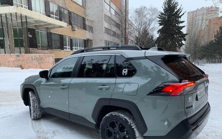 Toyota RAV4, 2020 год, 4 500 000 рублей, 3 фотография
