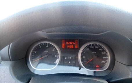 Renault Duster I рестайлинг, 2013 год, 950 000 рублей, 16 фотография