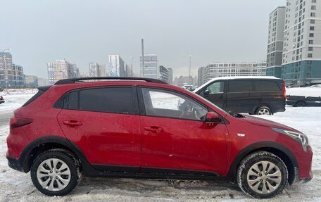 KIA Rio IV, 2021 год, 1 640 000 рублей, 2 фотография