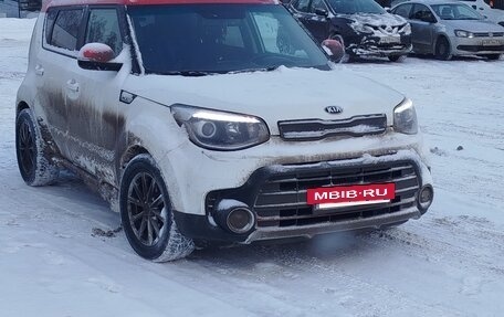 KIA Soul II рестайлинг, 2016 год, 1 170 000 рублей, 3 фотография