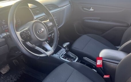 KIA Rio IV, 2021 год, 1 640 000 рублей, 5 фотография