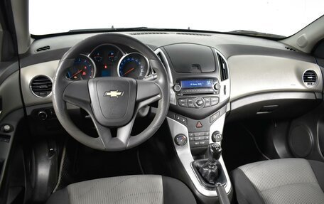 Chevrolet Cruze II, 2013 год, 665 100 рублей, 6 фотография
