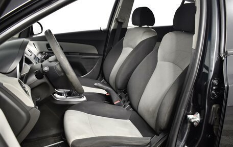 Chevrolet Cruze II, 2013 год, 665 100 рублей, 8 фотография