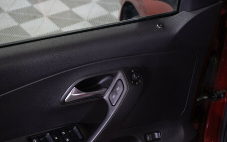 Volkswagen Polo VI (EU Market), 2013 год, 845 000 рублей, 17 фотография