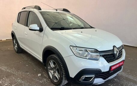 Renault Sandero II рестайлинг, 2019 год, 1 250 000 рублей, 1 фотография