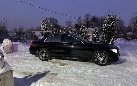Mercedes-Benz E-Класс, 2017 год, 3 550 000 рублей, 17 фотография