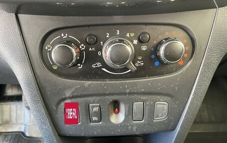 Renault Sandero II рестайлинг, 2019 год, 1 250 000 рублей, 18 фотография