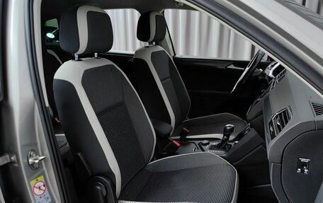 Volkswagen Tiguan II, 2019 год, 2 399 000 рублей, 7 фотография