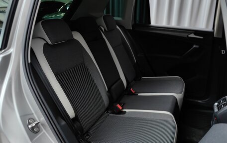 Volkswagen Tiguan II, 2019 год, 2 399 000 рублей, 9 фотография