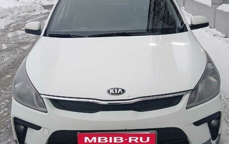 KIA Rio IV, 2019 год, 890 000 рублей, 1 фотография