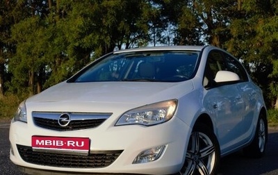 Opel Astra J, 2011 год, 850 000 рублей, 1 фотография