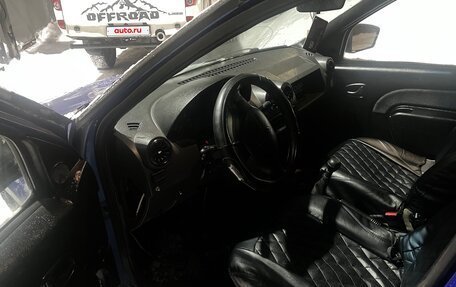 Renault Logan I, 2005 год, 120 000 рублей, 3 фотография