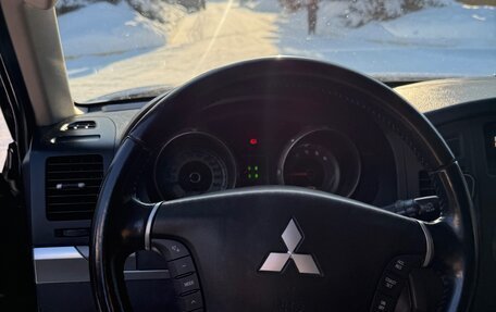 Mitsubishi Pajero IV, 2008 год, 1 800 000 рублей, 8 фотография