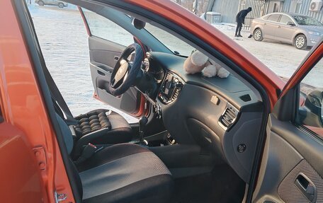 KIA Rio II, 2010 год, 670 000 рублей, 8 фотография