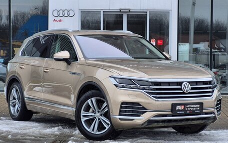 Volkswagen Touareg III, 2018 год, 6 390 000 рублей, 3 фотография