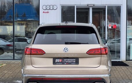 Volkswagen Touareg III, 2018 год, 6 390 000 рублей, 6 фотография