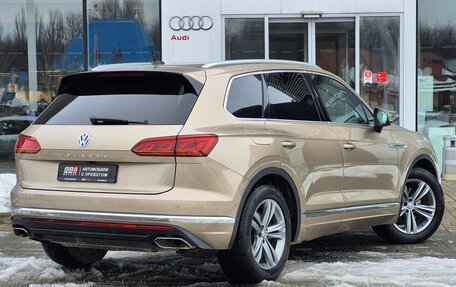 Volkswagen Touareg III, 2018 год, 6 390 000 рублей, 5 фотография
