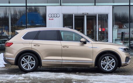 Volkswagen Touareg III, 2018 год, 6 390 000 рублей, 4 фотография