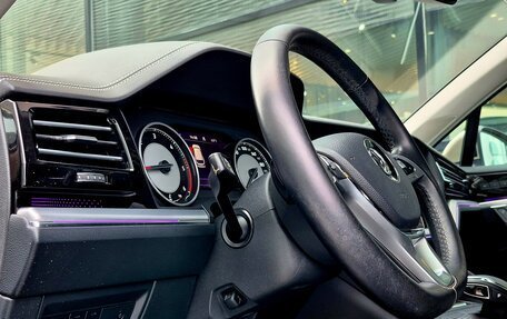 Volkswagen Touareg III, 2018 год, 6 390 000 рублей, 20 фотография