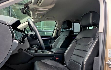 Volkswagen Touareg III, 2018 год, 6 390 000 рублей, 16 фотография