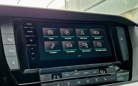 Volkswagen Touareg III, 2018 год, 6 390 000 рублей, 25 фотография