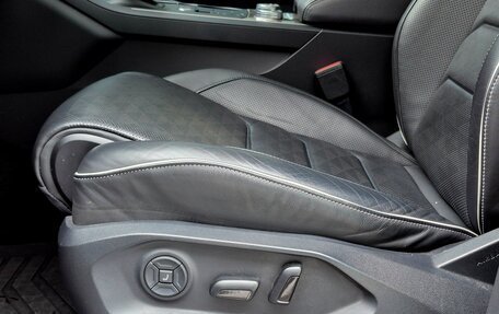 Volkswagen Touareg III, 2018 год, 6 390 000 рублей, 17 фотография