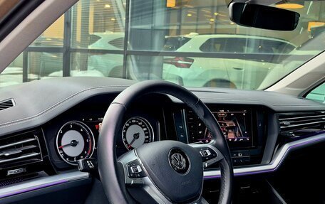 Volkswagen Touareg III, 2018 год, 6 390 000 рублей, 19 фотография