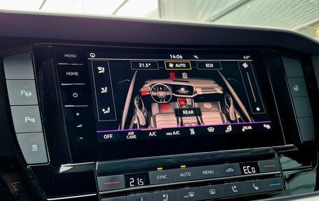 Volkswagen Touareg III, 2018 год, 6 390 000 рублей, 32 фотография