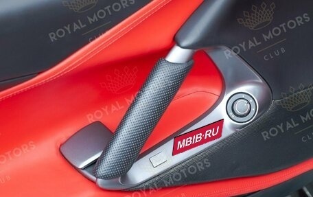 Ferrari 812, 2022 год, 36 900 000 рублей, 17 фотография