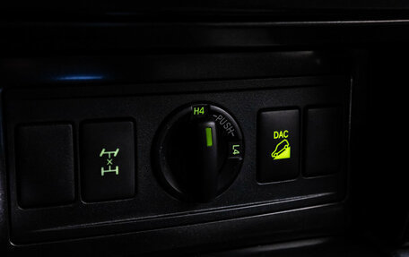 Toyota Land Cruiser Prado 150 рестайлинг 2, 2013 год, 2 899 000 рублей, 16 фотография