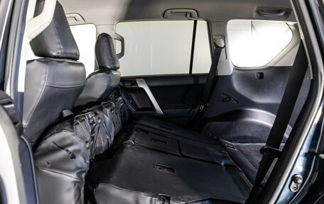 Toyota Land Cruiser Prado 150 рестайлинг 2, 2013 год, 2 899 000 рублей, 27 фотография