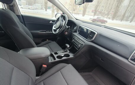 KIA Sportage IV рестайлинг, 2021 год, 2 490 000 рублей, 5 фотография