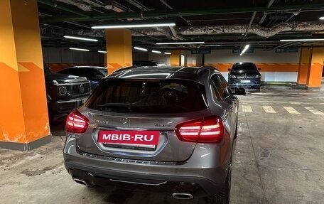 Mercedes-Benz GLA, 2019 год, 3 400 000 рублей, 9 фотография