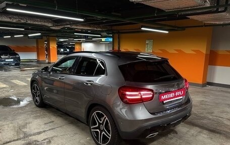 Mercedes-Benz GLA, 2019 год, 3 400 000 рублей, 8 фотография