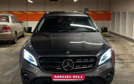 Mercedes-Benz GLA, 2019 год, 3 400 000 рублей, 2 фотография