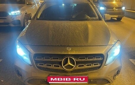 Mercedes-Benz GLA, 2019 год, 3 400 000 рублей, 19 фотография