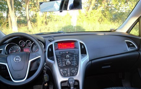 Opel Astra J, 2011 год, 850 000 рублей, 10 фотография